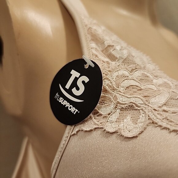 NWT Playtex Bra 42D Nude Underwire Lined 4823 - Picture 2 of 5